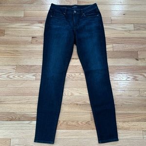 Ann Taylor Loft curvy super skinny dark wash jeans, size 27/4 Tall